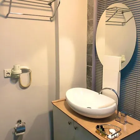 Esma Apartments *